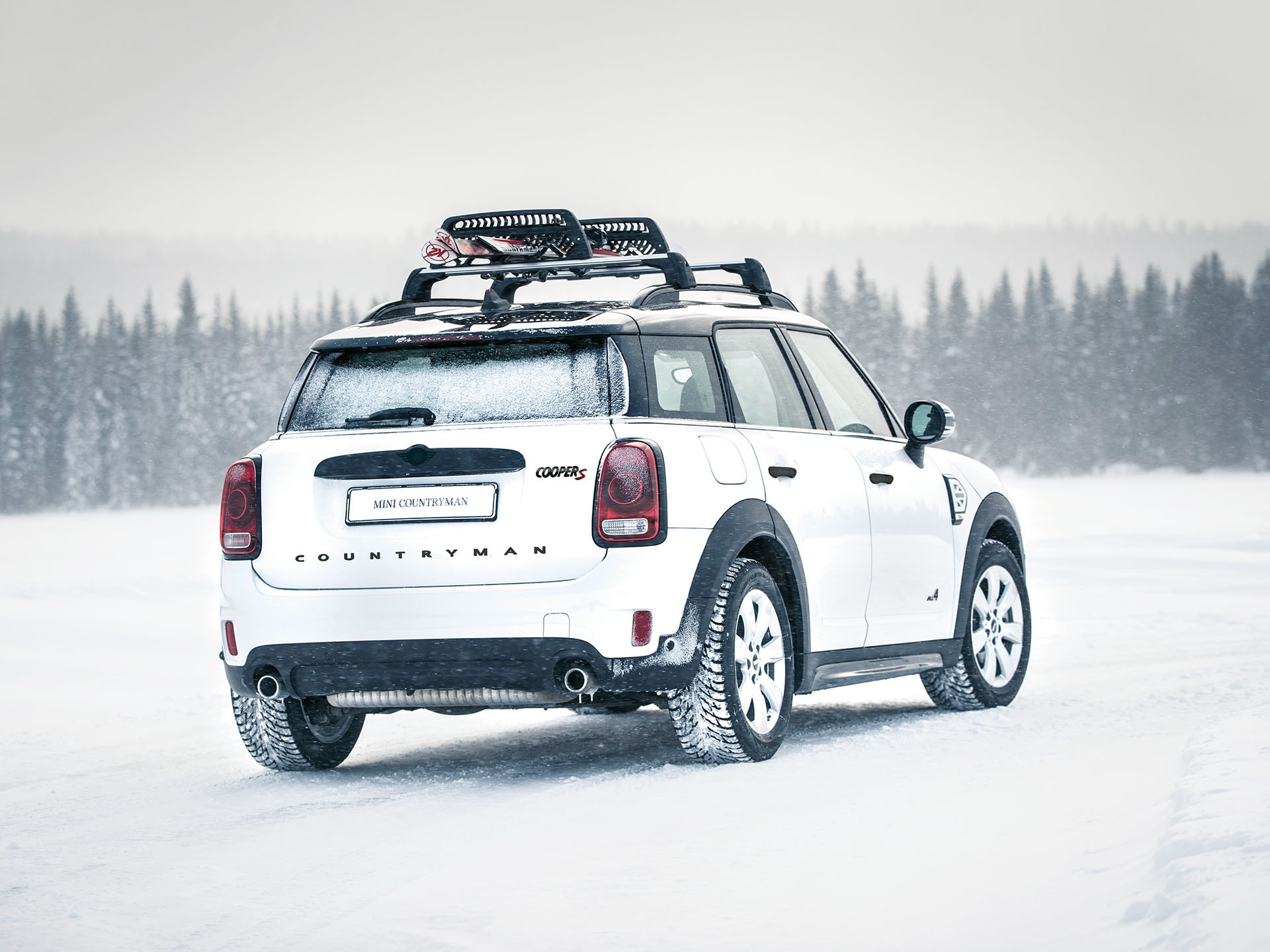 MINI točkovi i gume za sneg